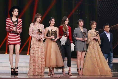 头条盛典杨紫壁纸高清,盛典之夜，女神风采绽放